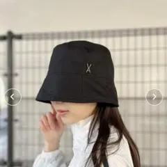 VARZAR ＊ Stud drop over fit bucket hat