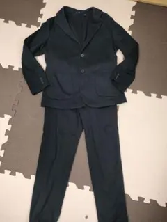 卒業式入学式UNIQLOスーツ150紺色