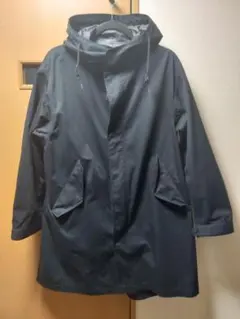 ユニクロUNIQLO　ブラックテックコートМ