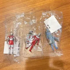 板*ん様 ウルトラマン ウルトラソフビシリーズ ミニチュアスイングマスコット 3