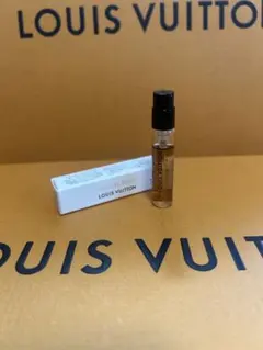 新品未使用！　ルイヴィトン マティエール・ノワール サンプル 2ml（訳あり）のサムネイル