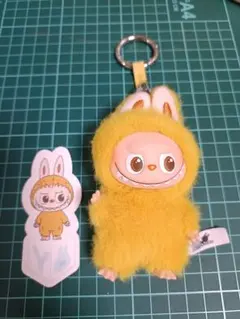 正規品ラブブ イニシャルぬいぐるみキーホルダー Y