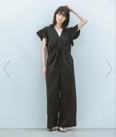 ◎LAKOLE 袖フリルオールインワン◎のサムネイル
