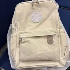 クリーム色リュック・バックパック