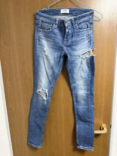 【最終値引き】GYDA SIDE RIPPEDスキニーデニムパンツ