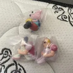 クレヨンしんちゃんまちぼうけ6フィギュア　　3体