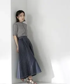 Natural Beauty Basic  サイドプリーツフレアスカート デニム