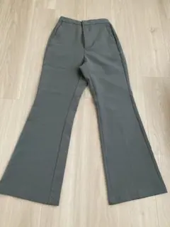 GU フレアパンツ　ゴムウエスト　ストレッチ