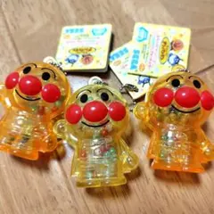 それいけ！アンパンマン　シャカシャカクリアキーホルダー　アンパンマン