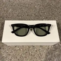 2026年最新】gentle monster lilitの人気アイテム - メルカリ