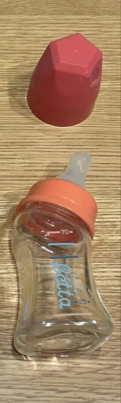 ベッタ 哺乳瓶　70ml
