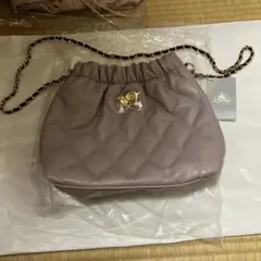新品 タグ付き Disney キルティング ショルダーバッグ　夏祭りくじのサムネイル