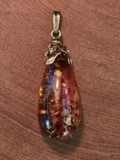 天然琥珀ペンダント