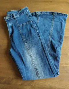 SHEIN DAZY ウォッシュ加工 フレアレッグジーンズ フレアデニムパンツ