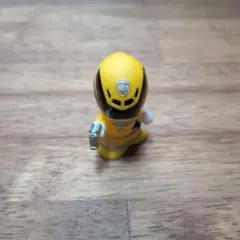 デカイエロー 指人形 特捜戦隊デカレンジャー
