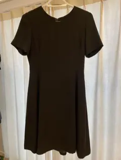 ブラックドレス 半袖 Aライン