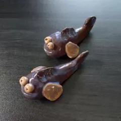 魚の形 陶器製箸置き 2個セット