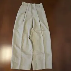 プリーツ カジュアルパンツ