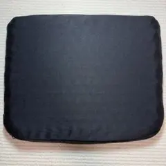 【値引可能】NEEDS LABO（ニーズラボ） ジェルクッション ブラックのサムネイル
