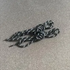 BALENCIAGA TripleS 靴紐のみのサムネイル
