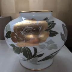 大倉陶園 OKURA 金彩 葡萄文 花瓶 花器フラワーベース 白磁 日本製 美