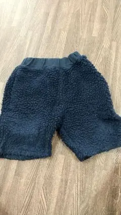 モコモコパンツ 紺色