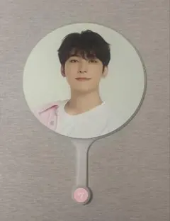 SEVENTEEN ウォヌ うちわのサムネイル