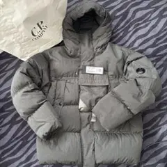 定価25万✨️MONCLER ジーニアス BATTY 撥水 ビッグ ダウンベスト MONCLER モンクレールジーニアスBATTY撥水ビックダウンベスト - メルカリ