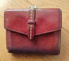 ダコダ　 二つ折り財布 がま口付き