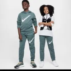 Nike パンツ ２枚セット　美品