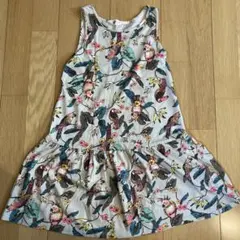 女児　ワンピース　120〜130センチ