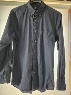 ユニクロ ブラック　ボタンダウンシャツ　男女兼用