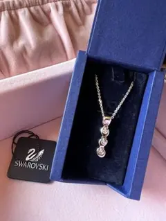 Swarovski シルバークリスタルネックレス♥️
