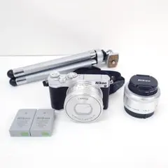 Nikon 1 J5 ミラーレス一眼 ダブルレンズキット SDカード付 シルバー