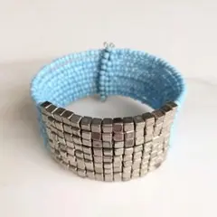 ライトブルー シルバー ビーズ ブレスレット カフ
