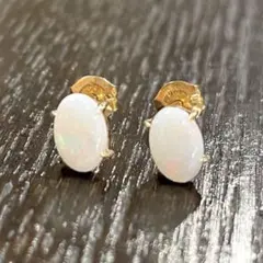 K18 天然 オーストラリア オパール ピアス ,5g - メルカリ
