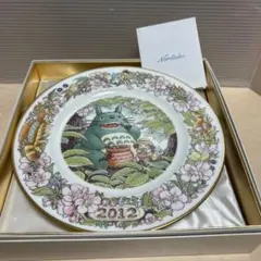 【送料無料】となりのトトロ　2012年　イヤリープレート　21センチ 送料無料】となりのトトロ 2012年 イヤリープレート 21センチ - メルカリ
