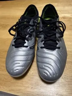 Item thumbnail for item 92395695-edf6-406c-b620-d5797184dc63