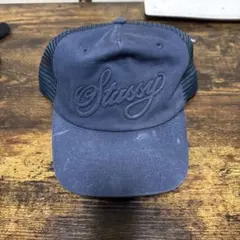 STUSSY -Trucker Cursive Stitch