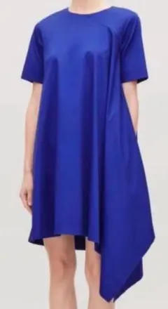 【新品未使用】COS ワンピース　半袖　Sサイズ