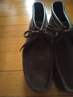 【Clarks】ワラビーブーツ 35402 BROWN SUEDE ７1/2