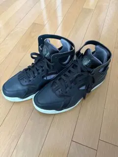 NIKE エアハラチ ブラックレザー