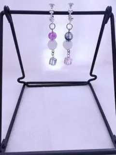 紫と青が混ざったイヤリング《ハンドメイド》