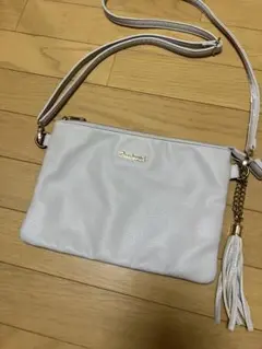 ショルダーバッグ タッセル付き ポシェット