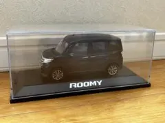 トヨタ ルーミー ミニカー クールバイオレットクリスタルシャインのサムネイル