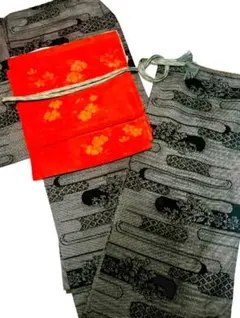 【美品】小紋袷　ポリエステル着物　洗える着物　しつけ糸付　東レシルック 大島紬風