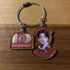 ヴィッセル神戸 永戸選手 ワイヤーチェーンキーホルダー - メルカリ