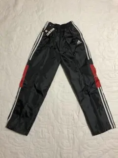 ［早い者勝ち!!］アディダス　adidas　子供　ジャージ下　150cm　1点