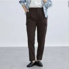 INDIVI カーゴセミテーパードパンツ　チャコールグのサムネイル