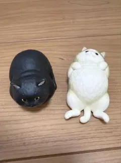 BANDAI もちもち猫 フィギュア 置物 黒猫 白茶猫2体セット カプセルトイ